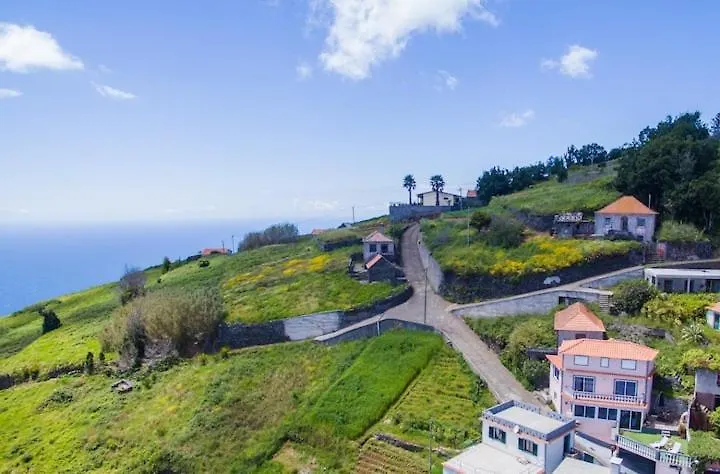 Villa Casa Rosa Fajã da Ovelha 0*,  Portogallo